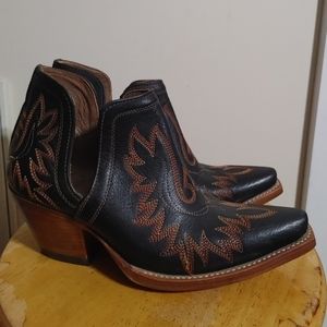 Ariat Booties size 7B